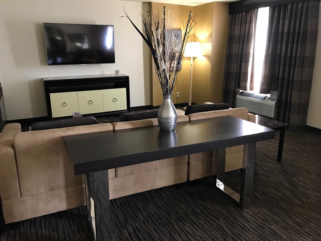 Ramada By Wyndham Terrible'S Hotel & Casino Jean Luaran gambar