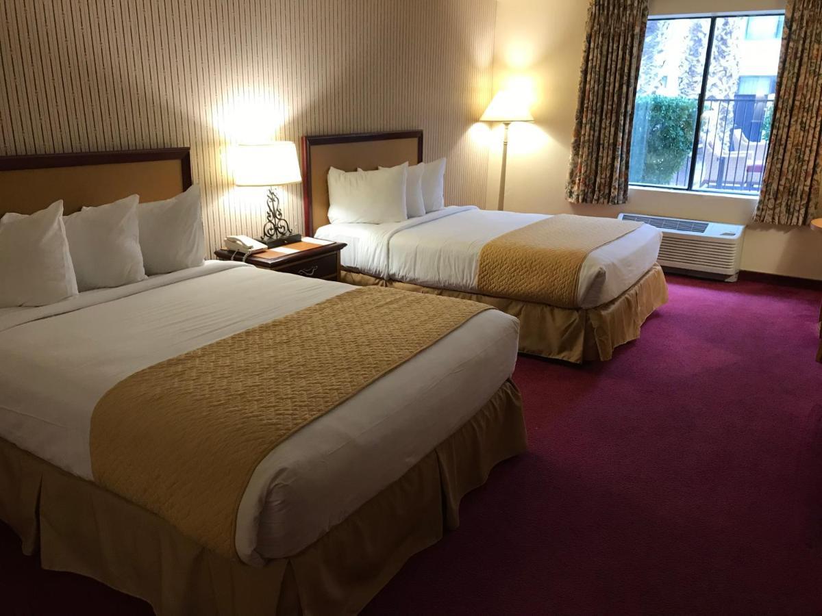 Ramada By Wyndham Terrible'S Hotel & Casino Jean Luaran gambar